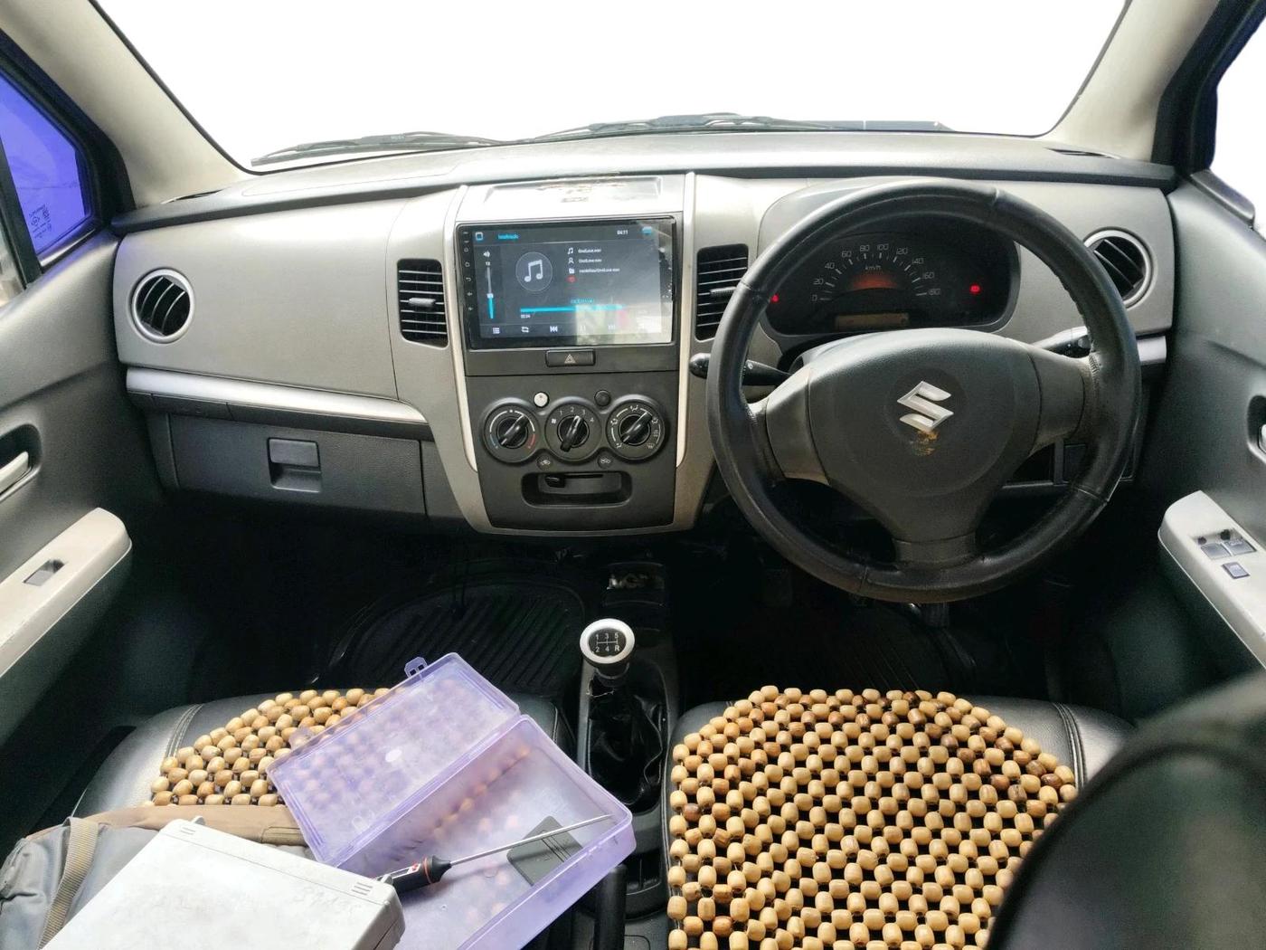 2012 Maruti Wagon R 1.0 LXI CNG, CNG, Manual, 1,43,905 km, interior