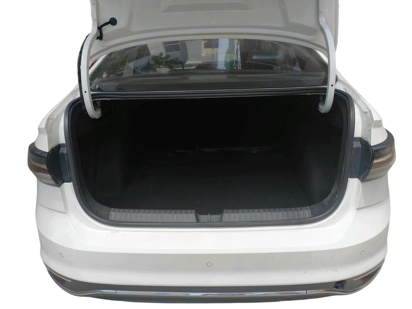 2022 Volkswagen VIRTUS HIGHLINE TSI 1.0 AT, Petrol, Automatic, 57,450 km, exterior