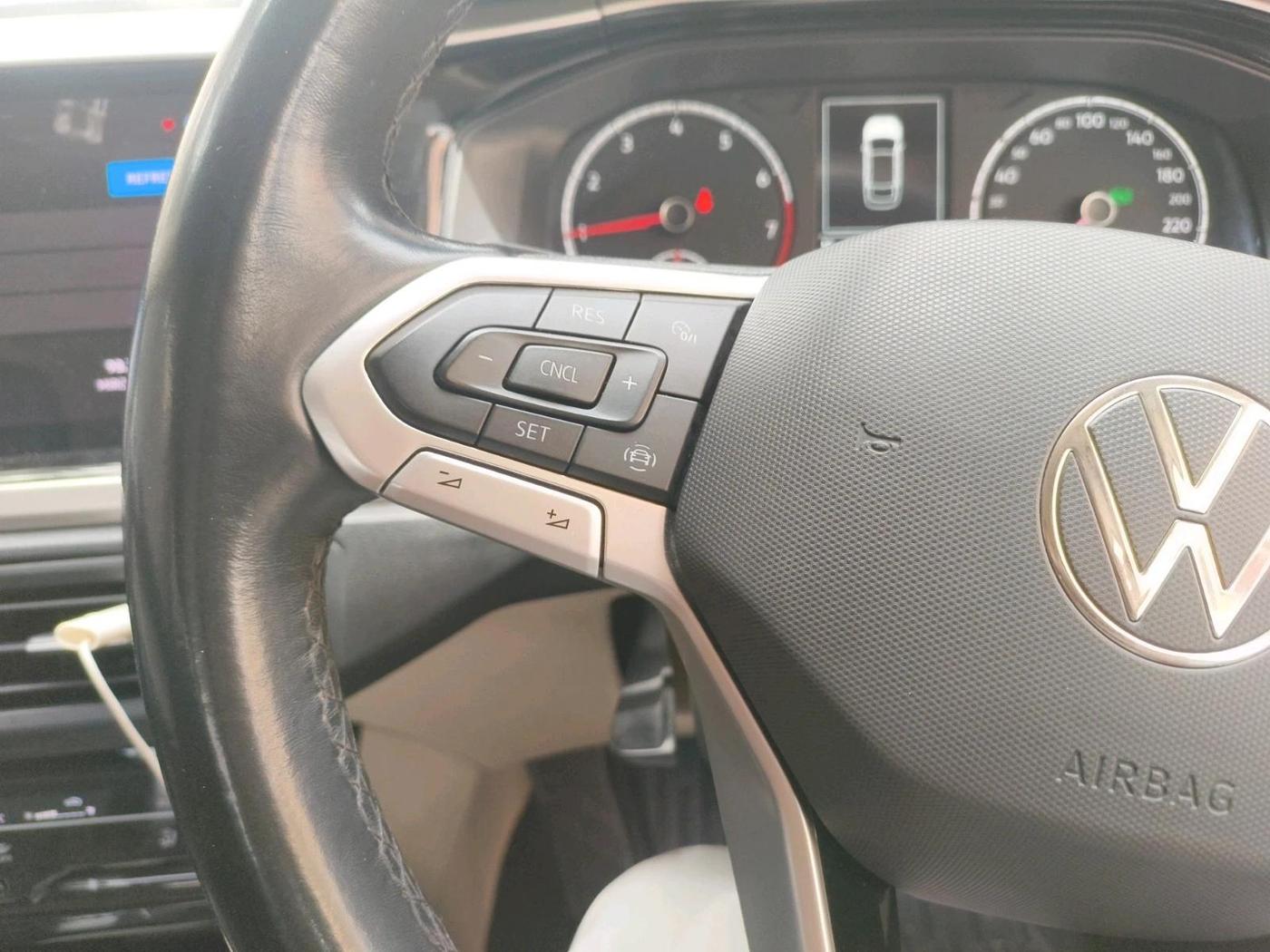 2022 Volkswagen VIRTUS HIGHLINE TSI 1.0 AT, Petrol, Automatic, 57,450 km, interior