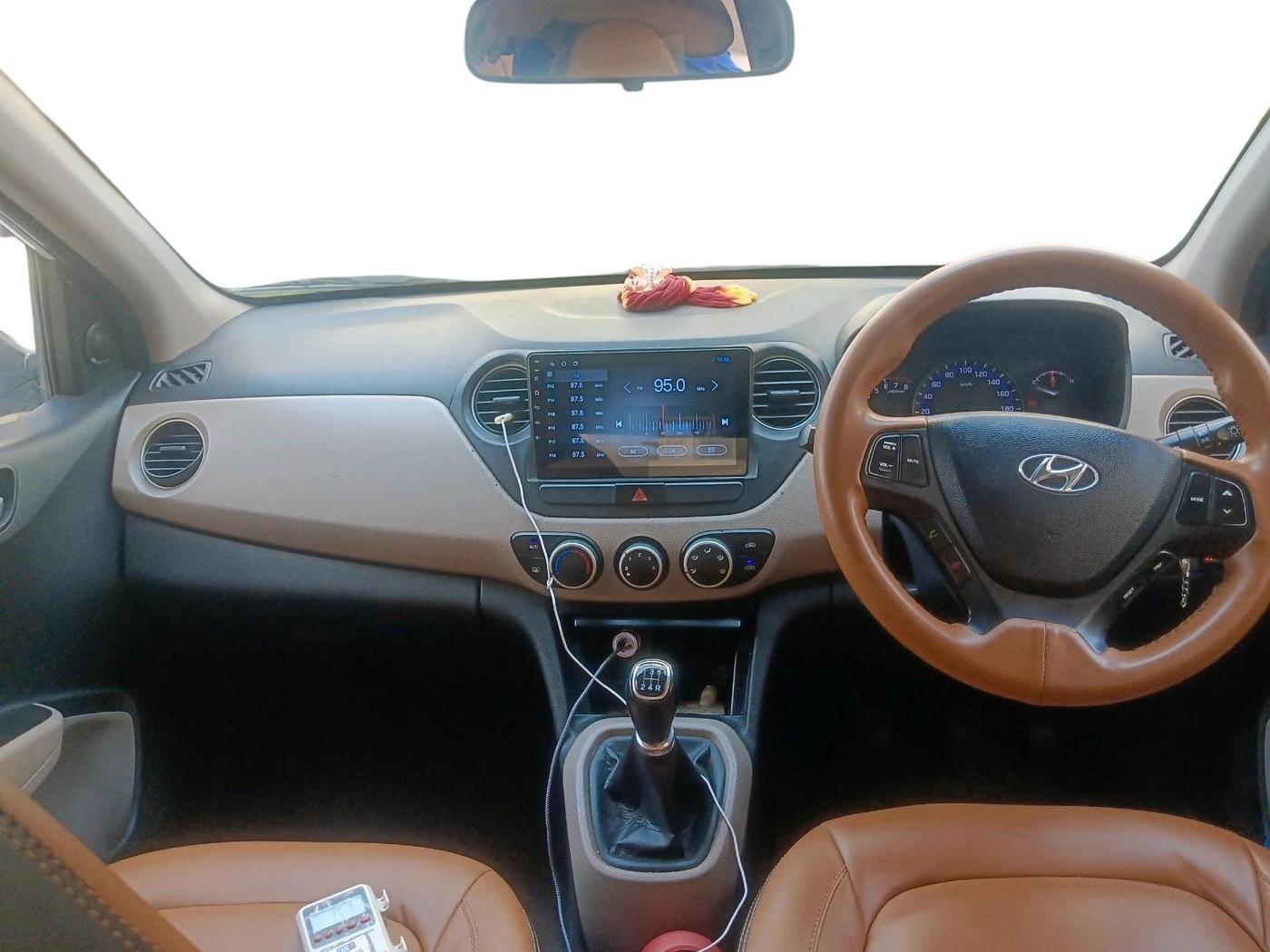 2016 Hyundai Xcent S 1.2, CNG, Manual, 98,463 km, interior