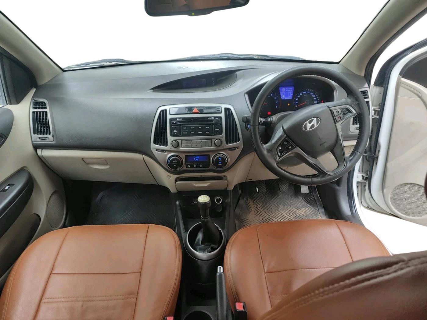 2012 Hyundai i20 ASTA 1.2, Petrol, Manual, 59,016 km, interior