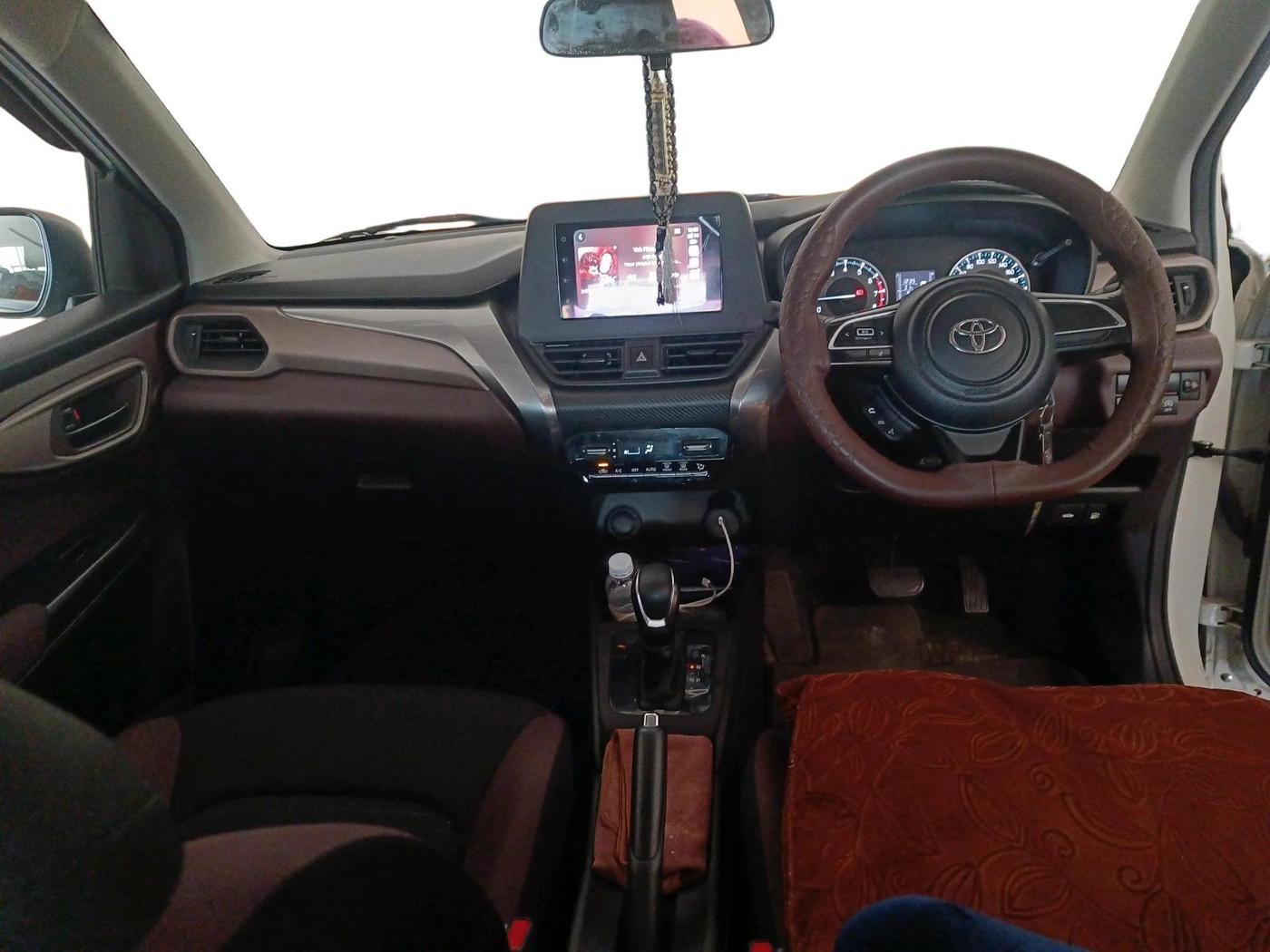 2025 Toyota Urban Cruiser Taisor S Plus 1.2 Petrol AMT, Petrol, Automatic, 7,375 km, interior