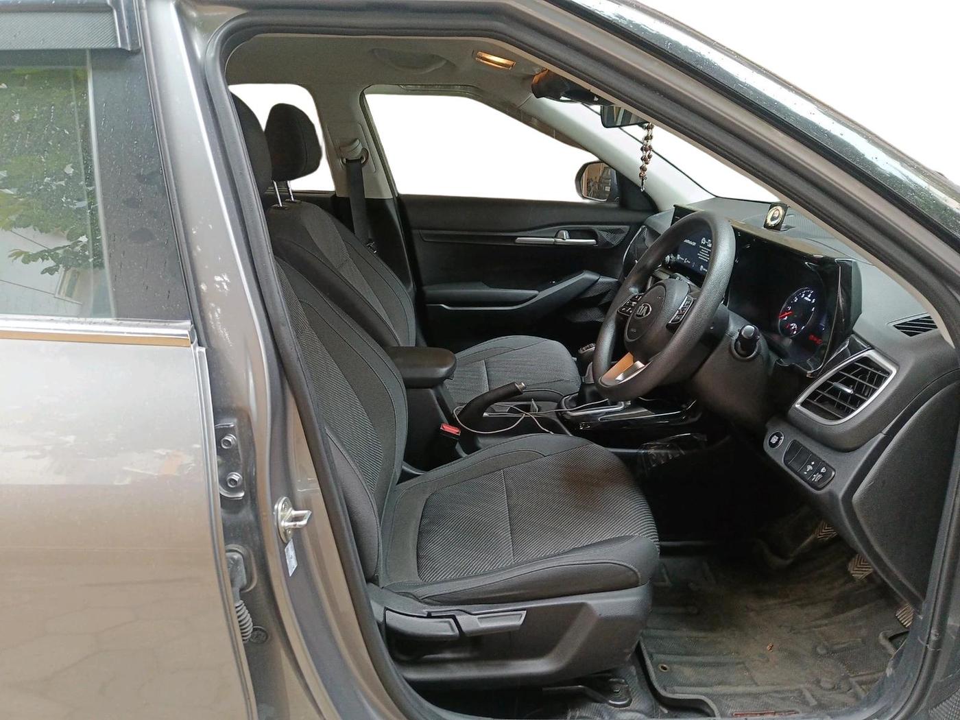 2020 KIA SELTOS HTK PLUS 1.5, Petrol, Manual, 53,567 km, interior