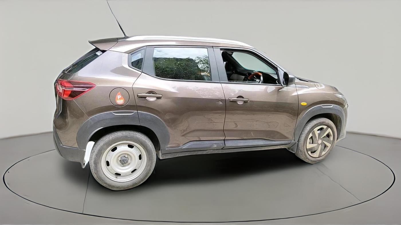 2023 Nissan MAGNITE XE, Petrol, Manual, 13,617 km, exterior