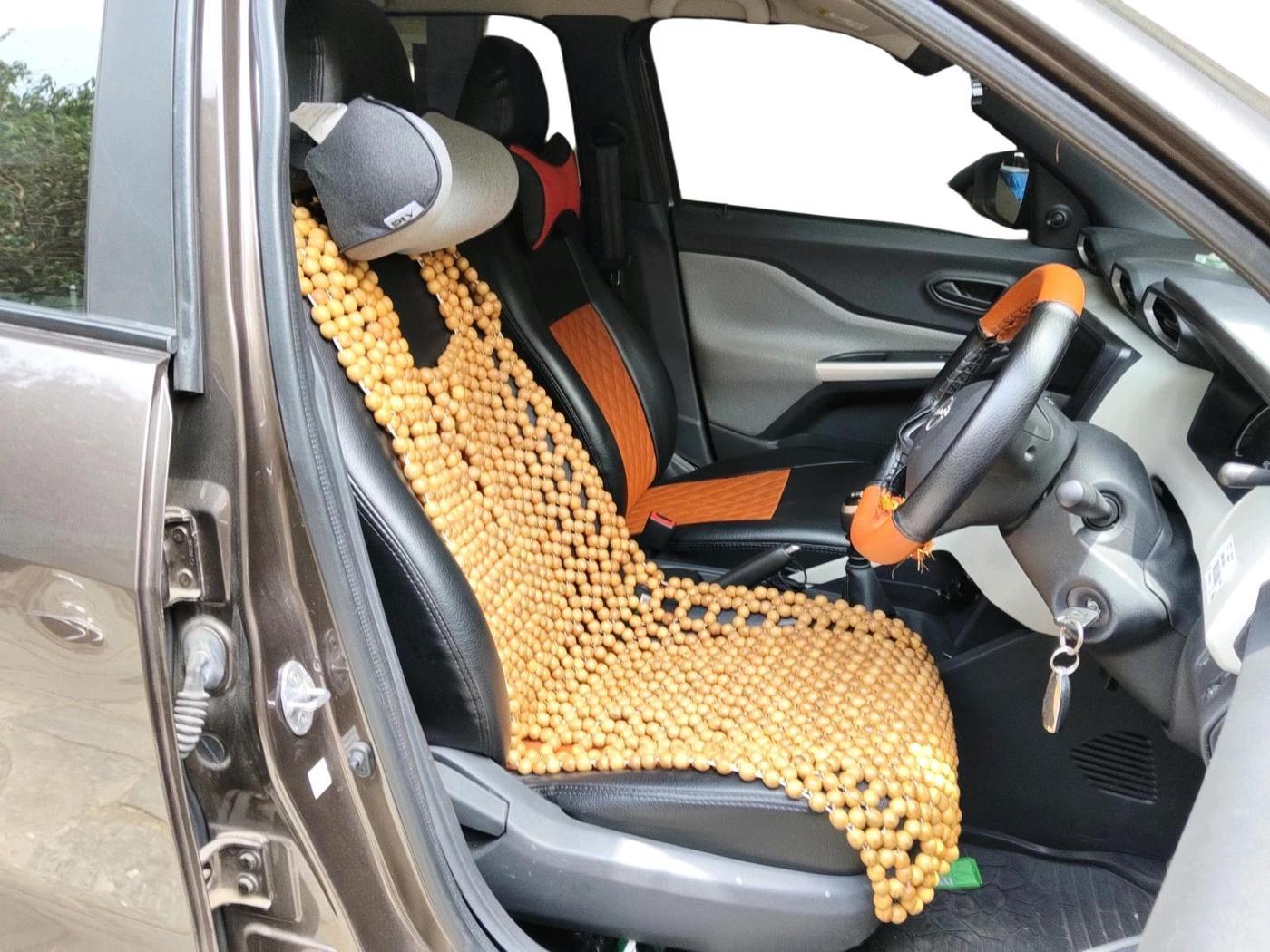 2023 Nissan MAGNITE XE, Petrol, Manual, 13,617 km, interior