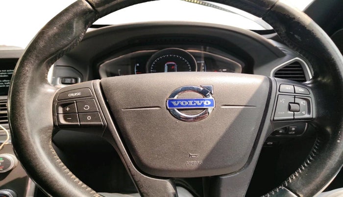 2016 Volvo XC 60 D4 Kinetic, Diesel, Automatic, 1,01,795 km, interior