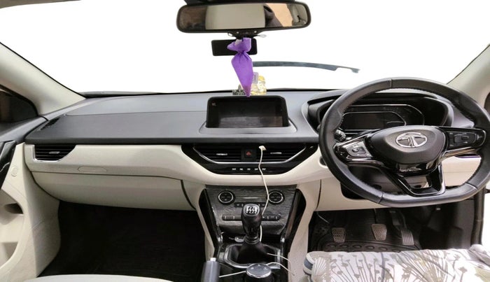 2022 Tata NEXON XZ PLUS (PREMIUM) PETROL, Petrol, Manual, 39,560 km, interior