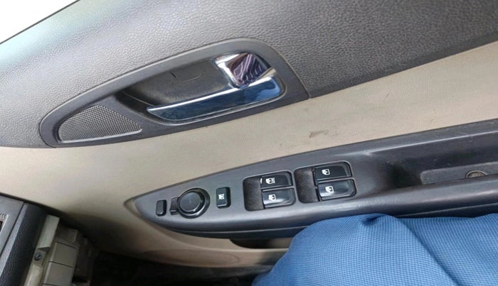 2013 Hyundai i20 SPORTZ 1.2, Petrol, Manual, 94,406 km, interior