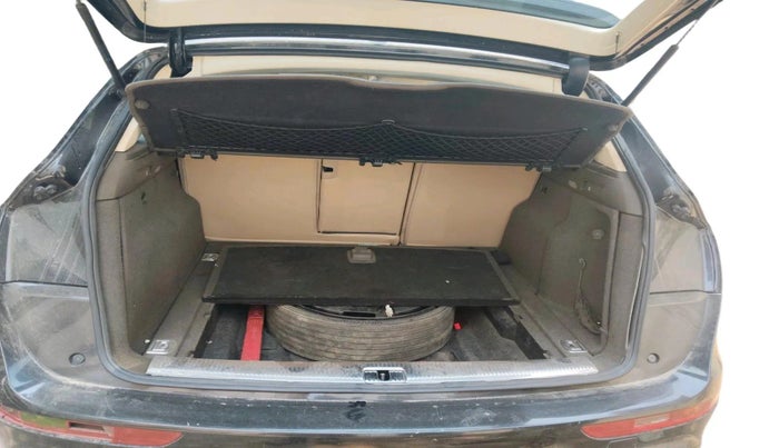 2014 Audi Q5 30 TDI PREMIUM, Diesel, Automatic, 55,969 km, exterior