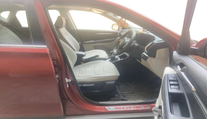 2021 KIA SONET HTX 1.0 IMT, Petrol, Manual, 43,916 km, interior