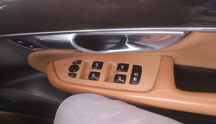 2016 Volvo XC 90 D5 Inscription, Diesel, Automatic, 1,81,624 km, interior