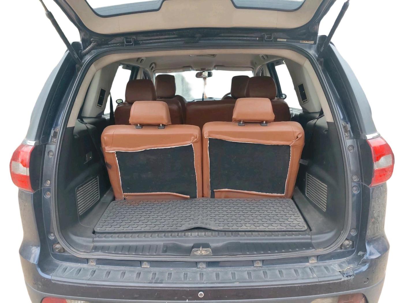 2017 Tata Hexa XM 4X2 7 STR, Diesel, Manual, 2,05,595 km, exterior