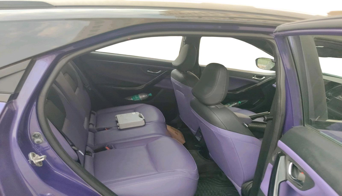 2023 Tata NEXON FEARLESS PURPLE + SUNROOF DUAL TONE 1.2 PETROL, Petrol, Manual, 30,192 km, interior