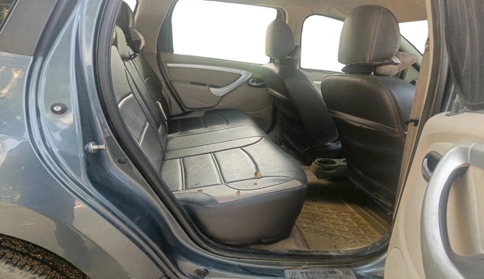 2014 Nissan Terrano XL D PLUS, Diesel, Manual, 1,11,627 km, interior