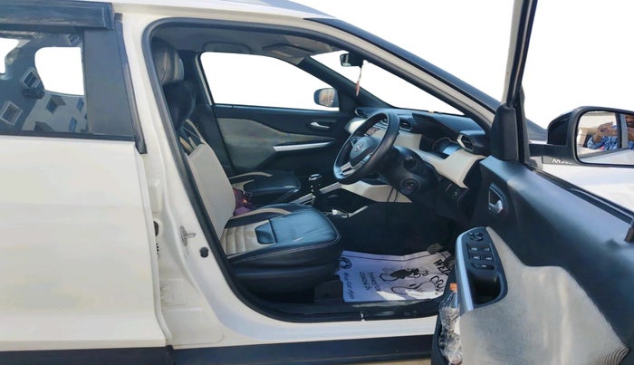 2021 Nissan MAGNITE XL, Petrol, Manual, 42,725 km, interior