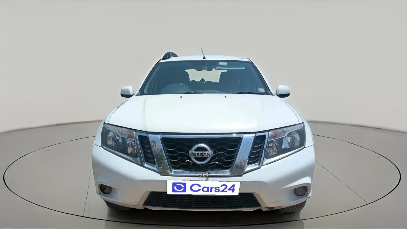 2013 Nissan Terrano XL (D), Diesel, Manual, 1,59,126 km, exterior
