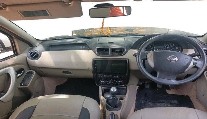 2013 Nissan Terrano XL (D), Diesel, Manual, 1,59,126 km, interior