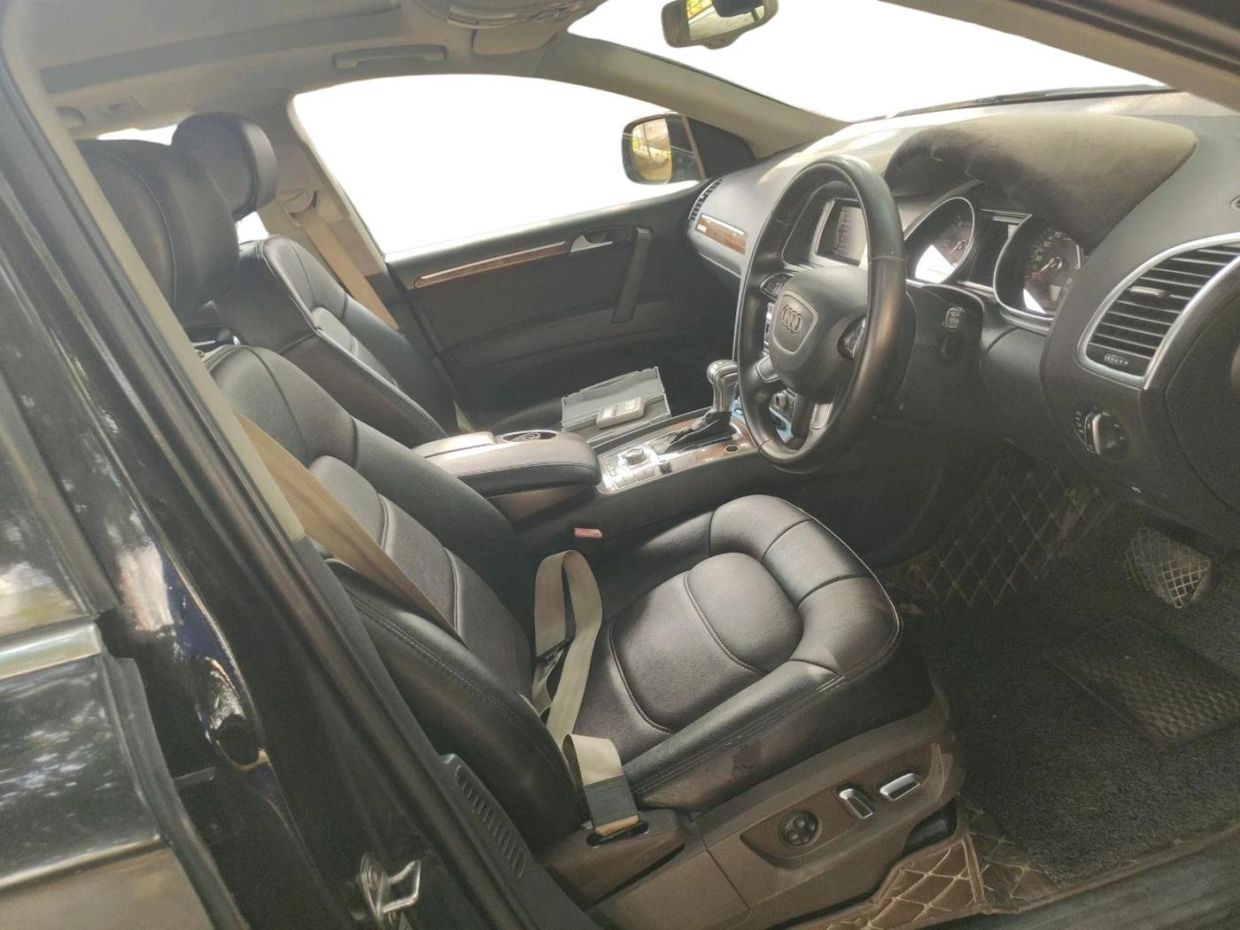 2014 Audi Q7 3.0 TDI QUATTRO, Diesel, Automatic, 1,05,101 km, interior