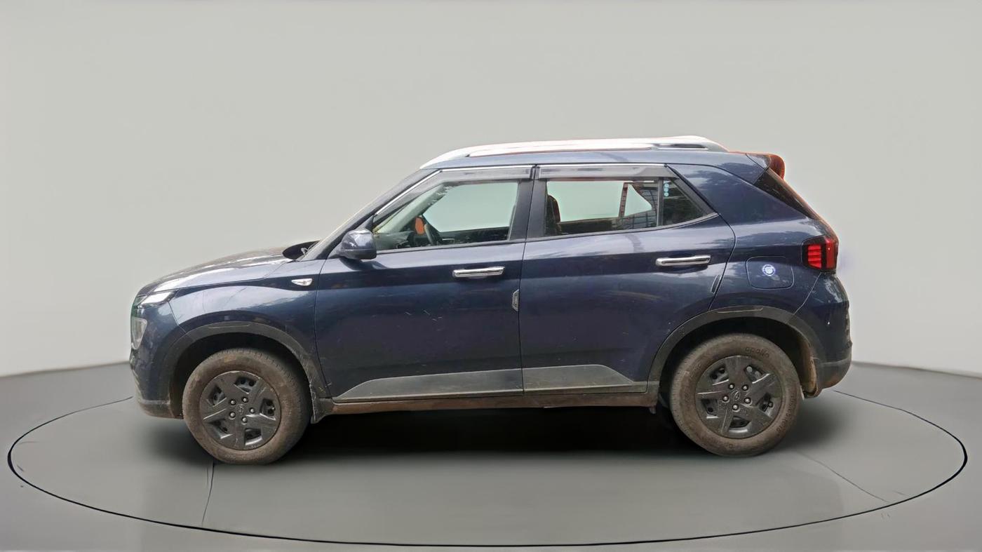 2023 Hyundai VENUE S 1.2, Petrol, Manual, 39,104 km, exterior