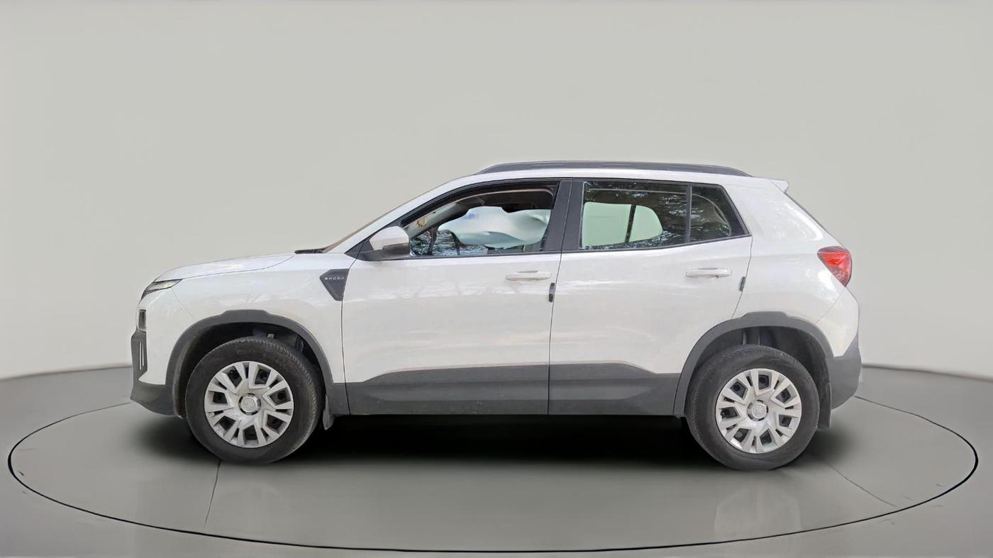 2025 Skoda Kylaq Classic, Petrol, Manual, 6,121 km, exterior