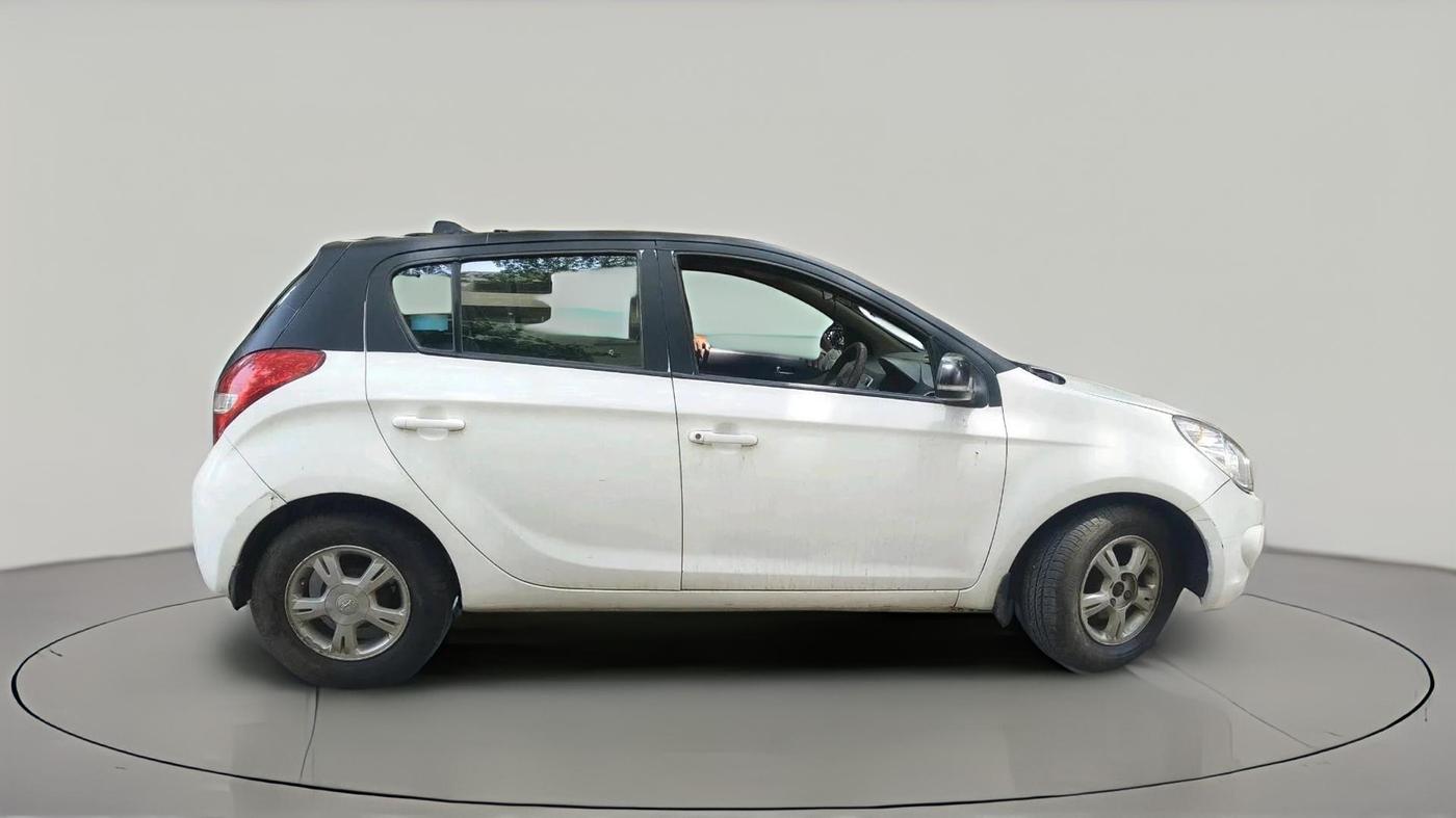 2011 Hyundai i20 SPORTZ 1.2, Petrol, Manual, 1,08,696 km, exterior