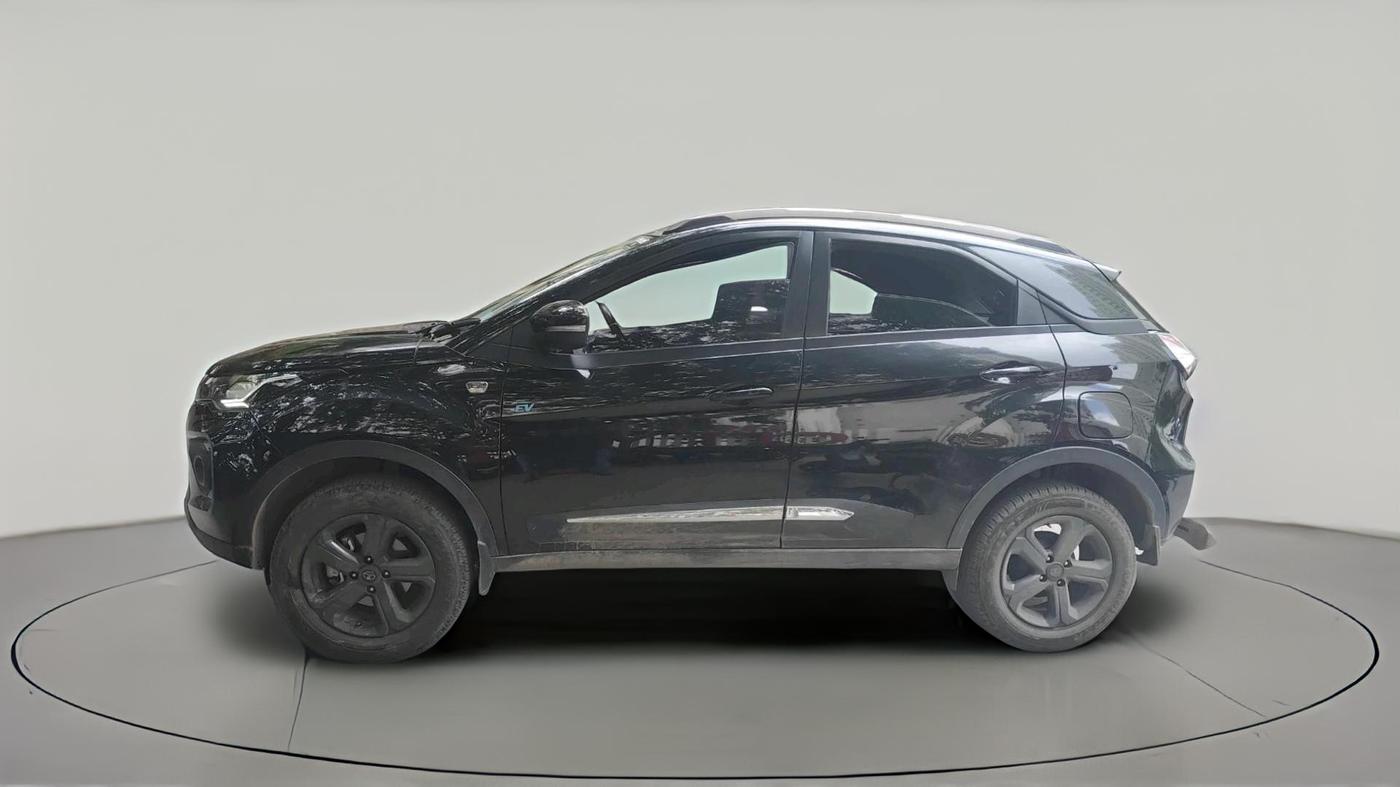 2022 Tata NEXON EV XZ PLUS DARK EDITION, Electric, Automatic, 42,335 km, exterior