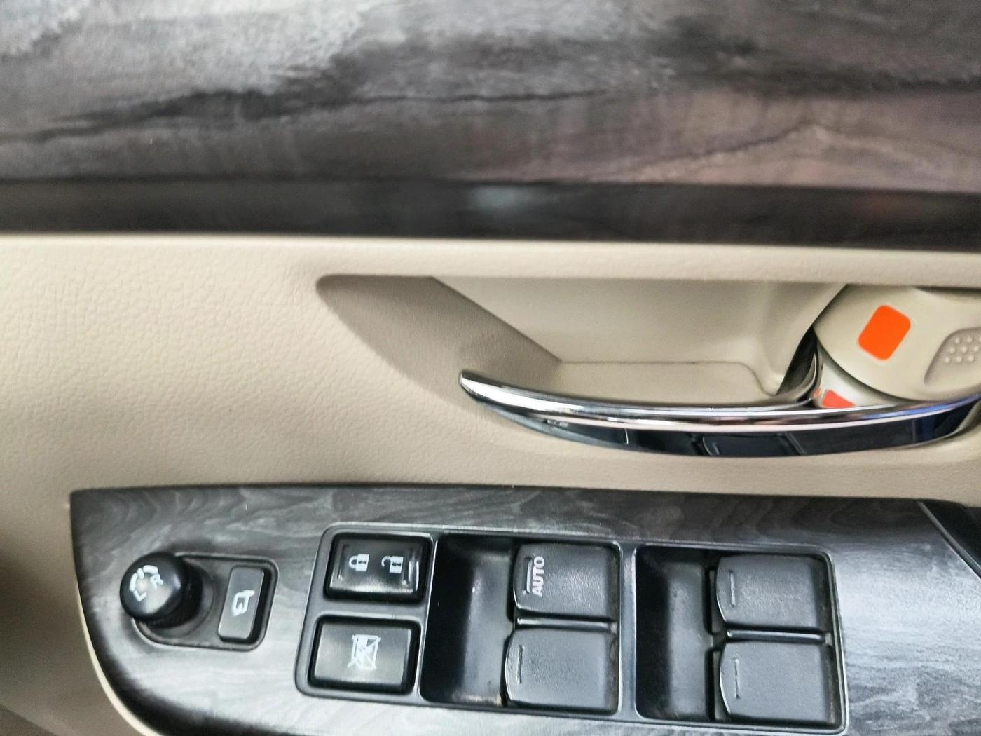 2022 Maruti Ertiga ZXI+ SHVS, Petrol, Manual, 75,809 km, interior