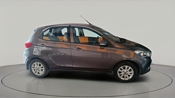 2017 Tata Tiago XZA PETROL, Petrol, Automatic, 46,429 km, exterior