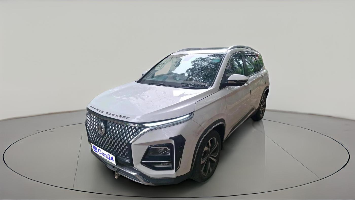2024 MG HECTOR PLUS SHARP PRO 1.5 PETROL TURBO CVT 6 STR, Petrol, Automatic, 7,595 km, exterior