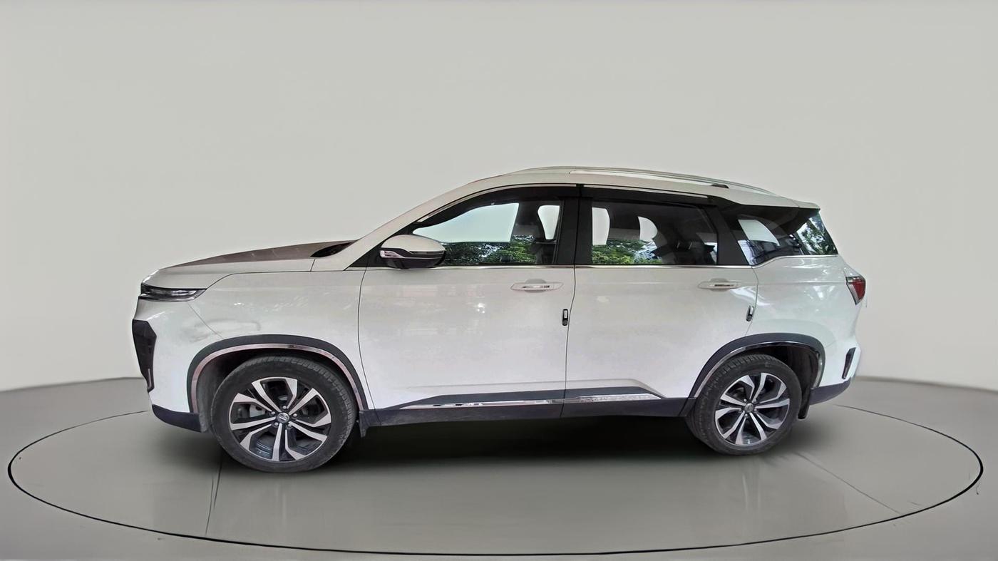 2024 MG HECTOR PLUS SHARP PRO 1.5 PETROL TURBO CVT 6 STR, Petrol, Automatic, 7,595 km, exterior