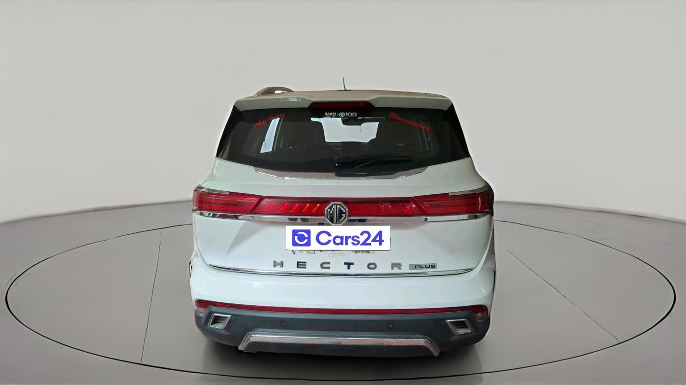 2024 MG HECTOR PLUS SHARP PRO 1.5 PETROL TURBO CVT 6 STR, Petrol, Automatic, 7,595 km, exterior