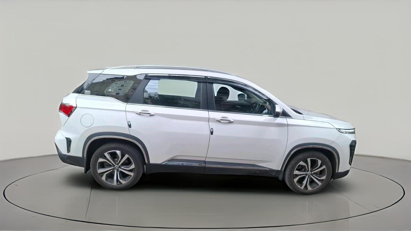 2024 MG HECTOR PLUS SHARP PRO 1.5 PETROL TURBO CVT 6 STR, Petrol, Automatic, 7,595 km, exterior