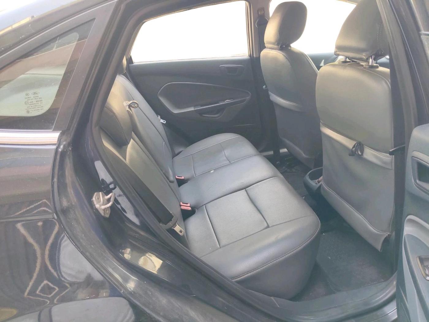 2011 Ford Fiesta TITANIUM DIESEL, Diesel, Manual, 1,68,466 km, interior