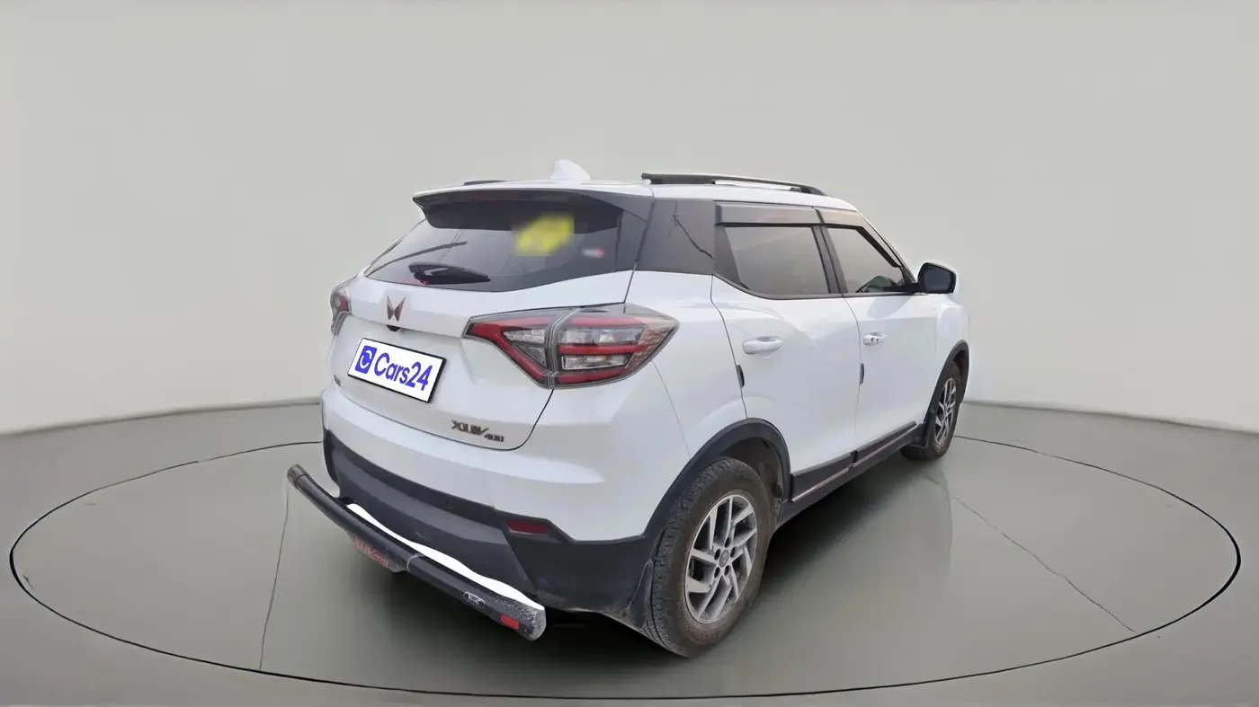 2025 Mahindra XUV400 EL Pro 39.4 KWH, Electric, Automatic, 3,448 km, exterior