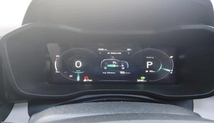 2025 Mahindra XUV400 EL Pro 39.4 KWH, Electric, Automatic, 3,448 km, interior