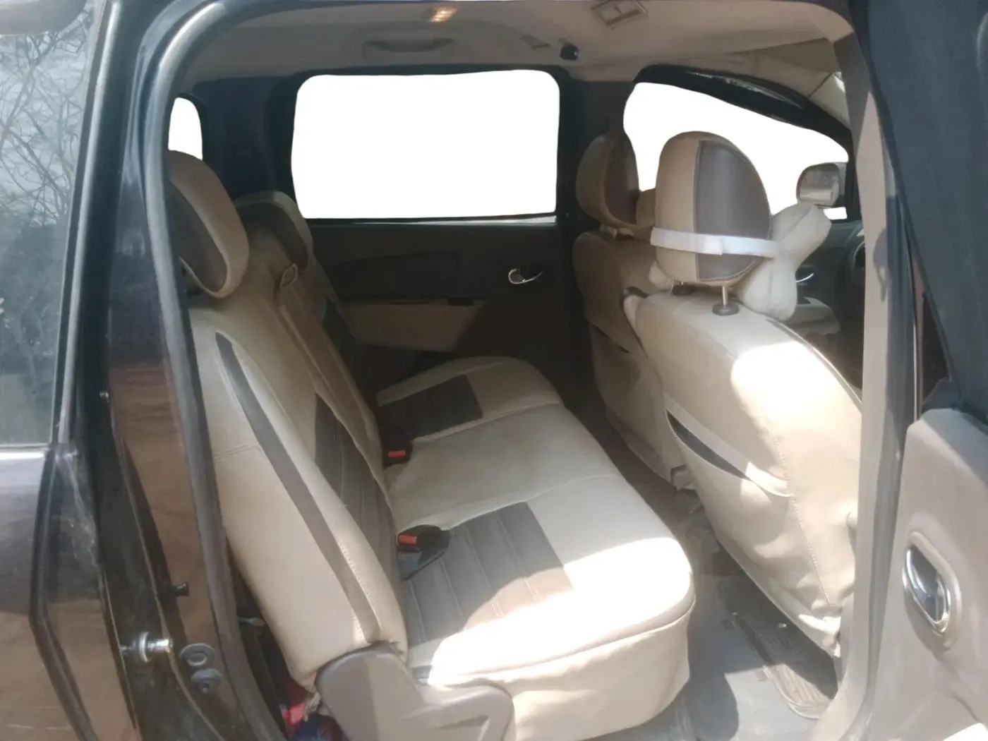 2015 Renault Lodgy 85 PS RXZ, Diesel, Manual, 16,30,000 km, interior