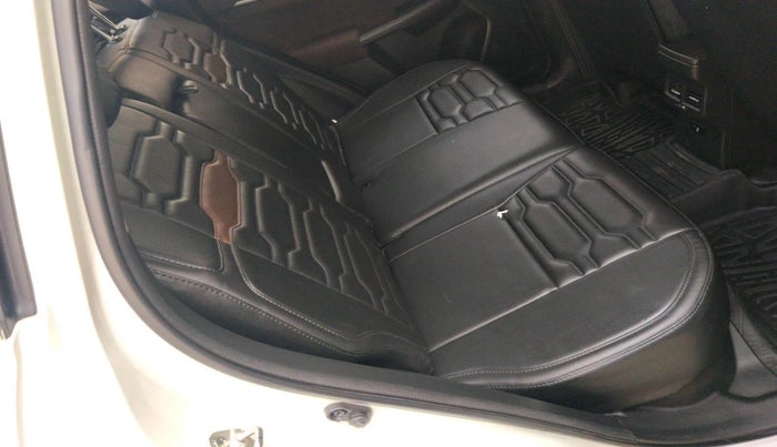 2022 Maruti BREZZA ZXI + SMART HYBRID, Petrol, Manual, 26,543 km, interior