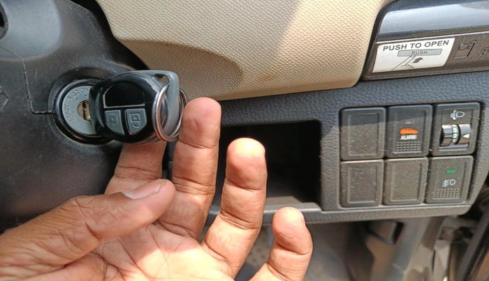 2018 Maruti Wagon R 1.0 VXI, Petrol, Manual, 59,420 km, interior