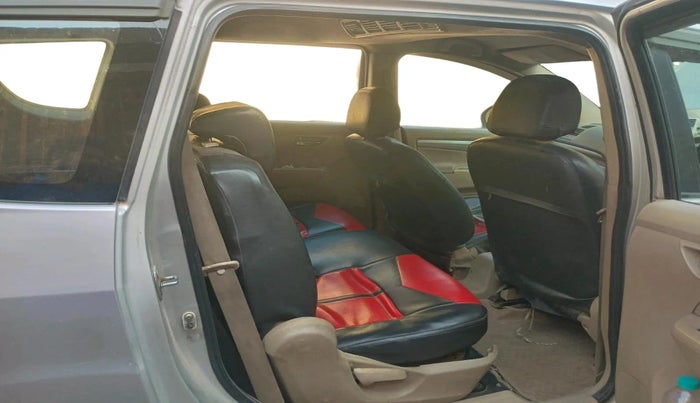 2013 Maruti Ertiga ZDI, Diesel, Manual, 1,25,481 km, interior