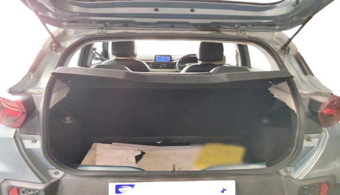 2022 Tata PUNCH ADVENTURE AMT, Petrol, Automatic, 38,076 km, exterior