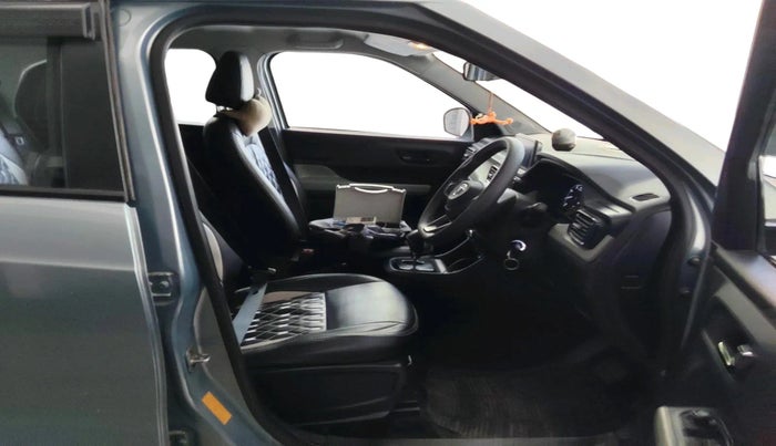 2022 Tata PUNCH ADVENTURE AMT, Petrol, Automatic, 38,076 km, interior