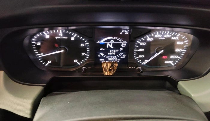 2022 Tata PUNCH ADVENTURE AMT, Petrol, Automatic, 38,076 km, interior