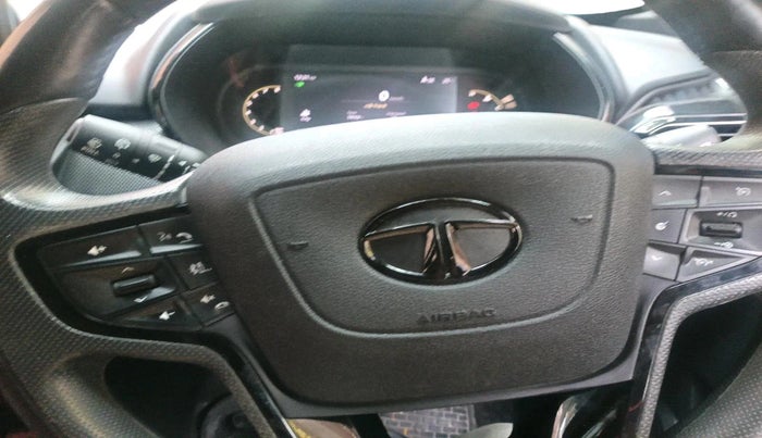 2023 Tata Safari XZA PLUS O RED DARK , Diesel, Automatic, 42,032 km, interior