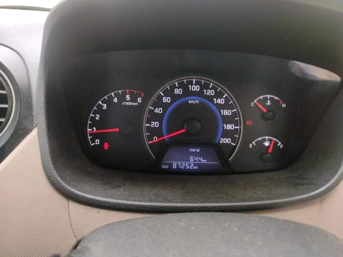 2015 Hyundai Grand i10 MAGNA 1.1 CRDI, Diesel, Manual, 87,252 km, interior