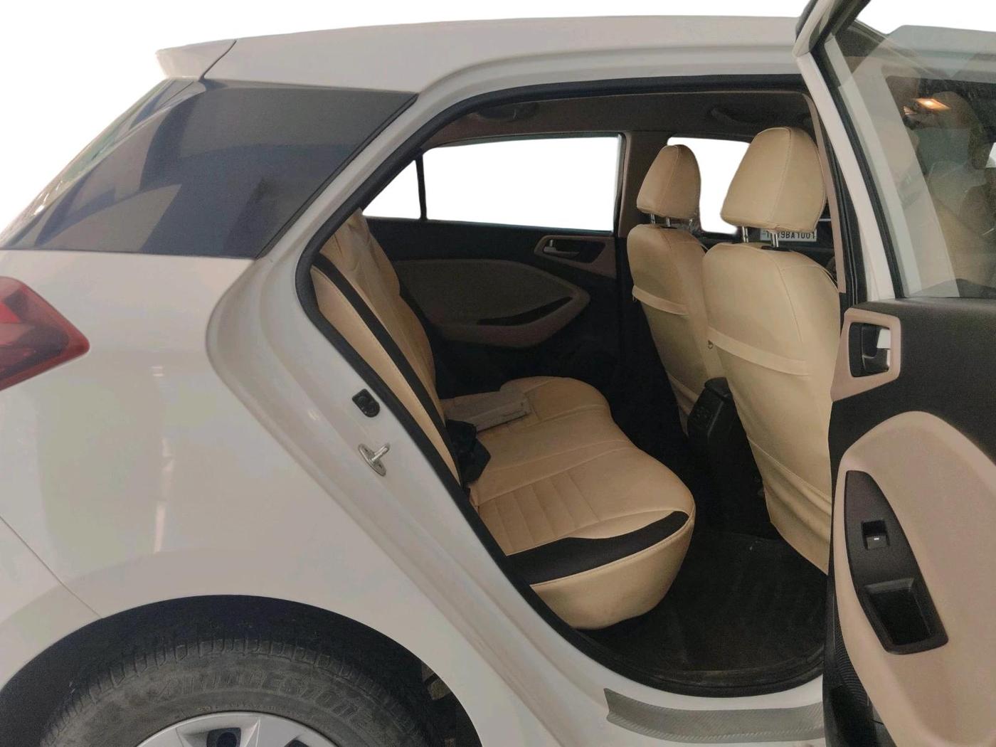 2016 Hyundai Elite i20 MAGNA 1.2, Petrol, Manual, 28,071 km, interior