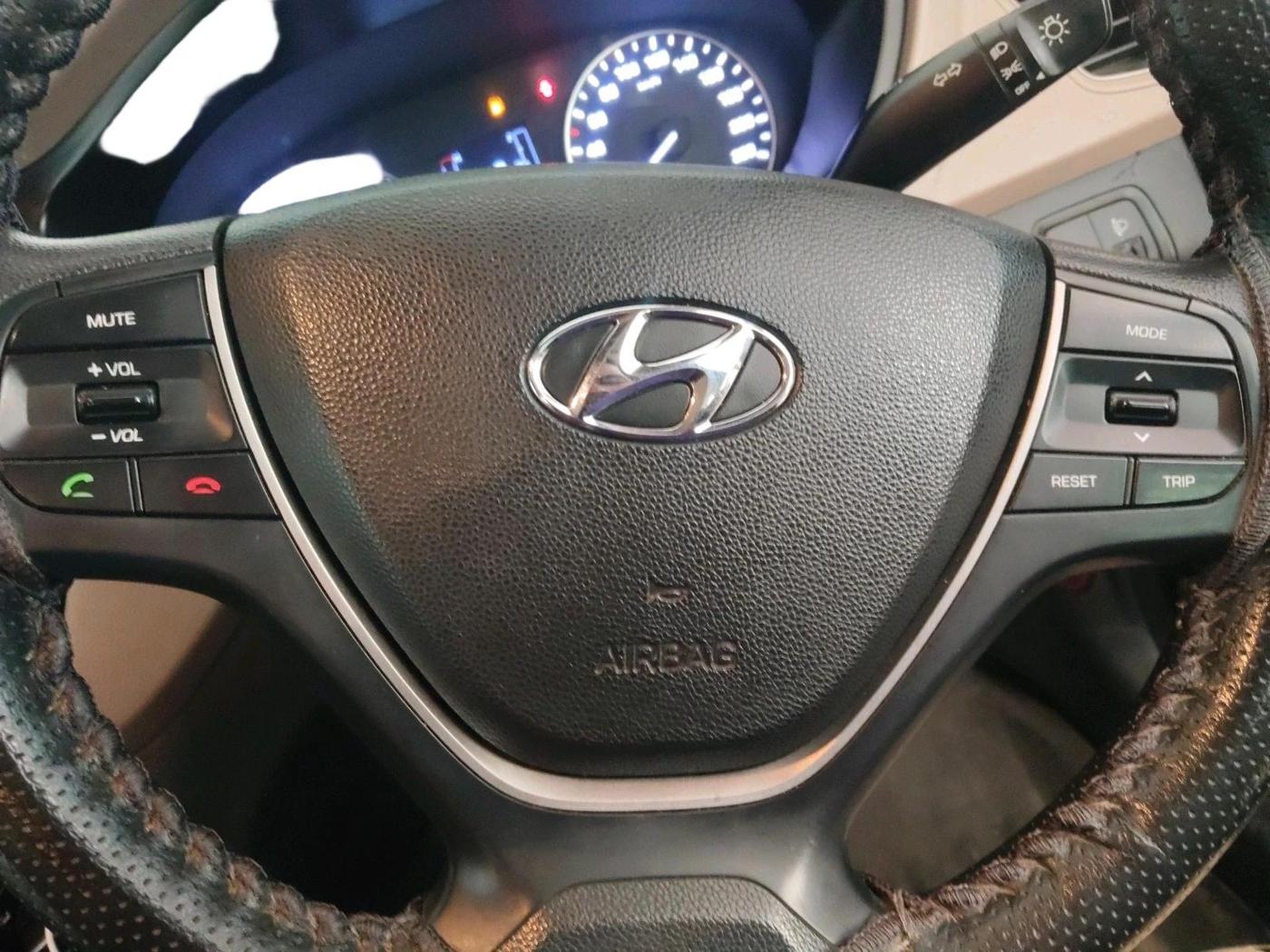2016 Hyundai Elite i20 MAGNA 1.2, Petrol, Manual, 28,071 km, interior