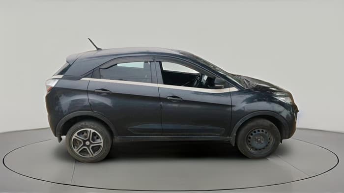 2018 Tata NEXON XM PETROL, Petrol, Manual, 80,544 km, exterior