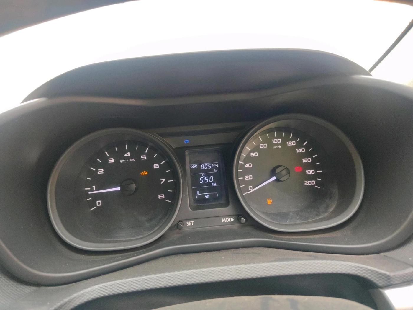 2018 Tata NEXON XM PETROL, Petrol, Manual, 80,544 km, interior