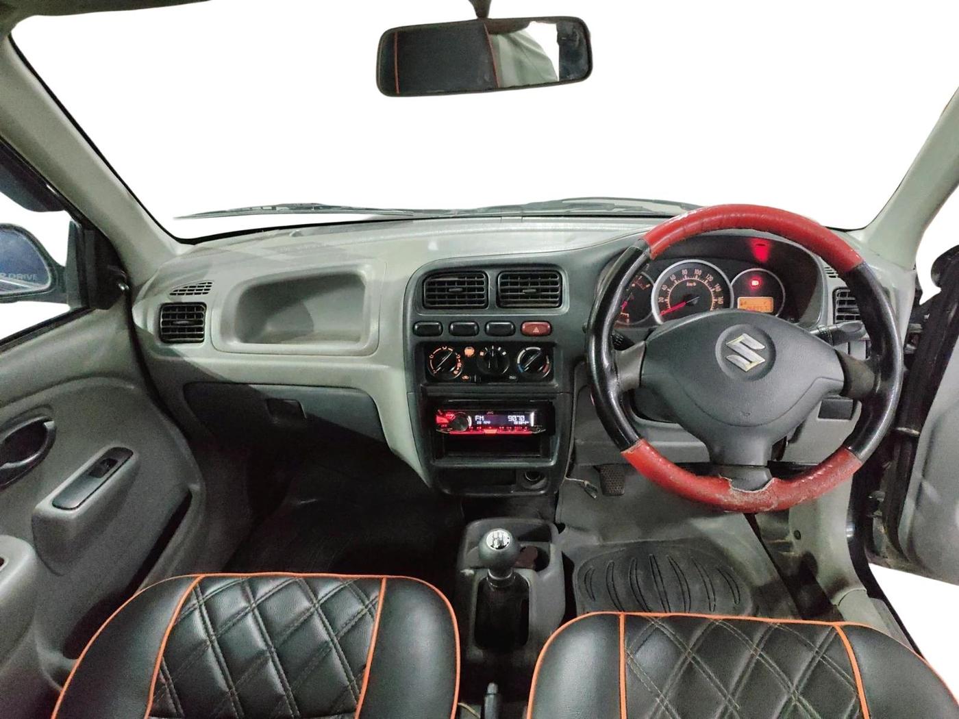 2011 Maruti Alto K10 VXI, Petrol, Manual, 1,43,957 km, interior