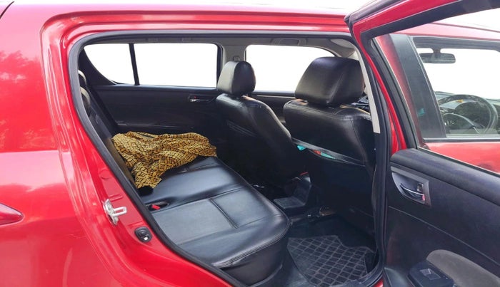 2014 Maruti Swift ZDI, Diesel, Manual, 1,47,361 km, interior